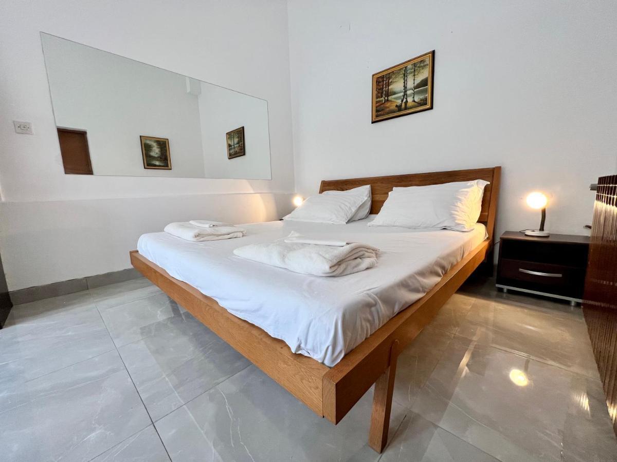 Rooms & Apartment Hegic Zadar Eksteriør bilde